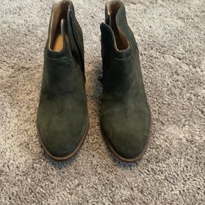 Lucky brand hunter green suede booties